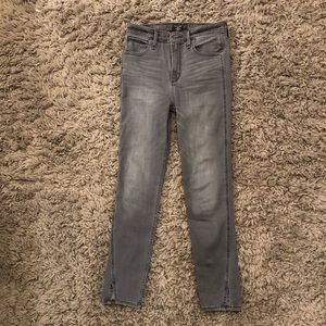 NWT Abercrombie high rise ankle skinny jeans